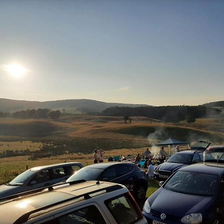 Scotland Paradise Relax Accommodation By Shooting Club Kirriemuir Balintore  Екстериор снимка