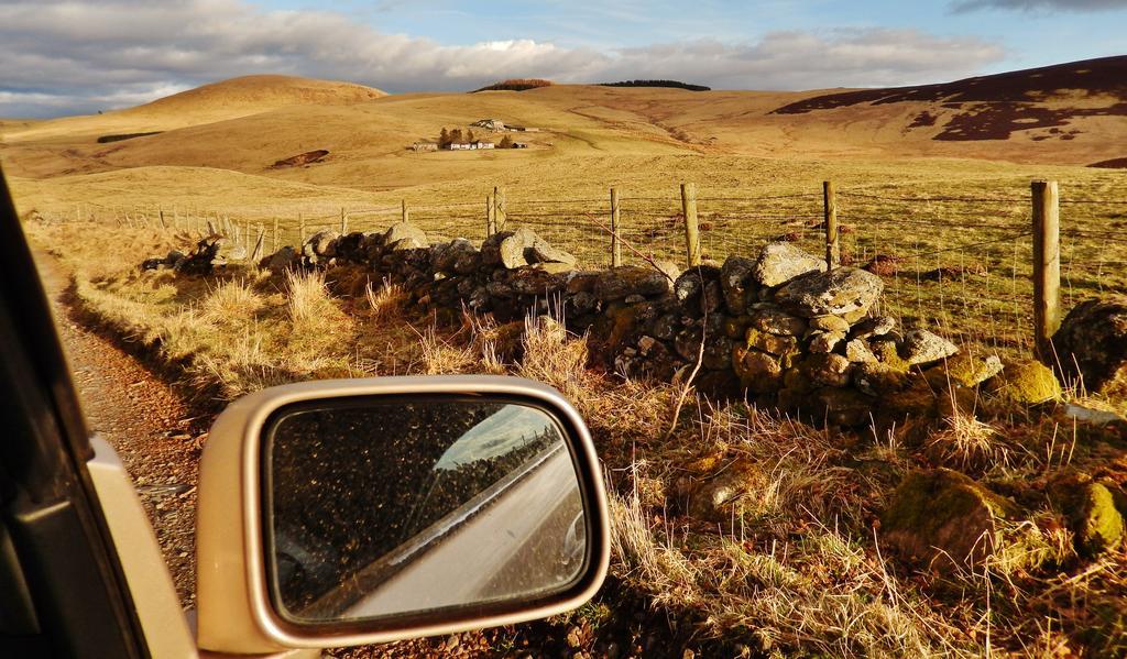 Scotland Paradise Relax Accommodation By Shooting Club Kirriemuir Balintore  Екстериор снимка